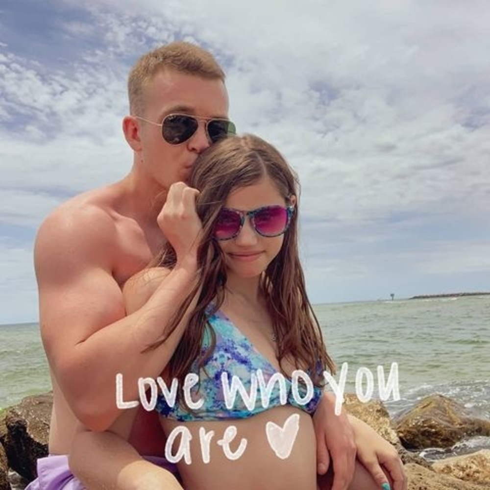 Meet your Posher, Taylor